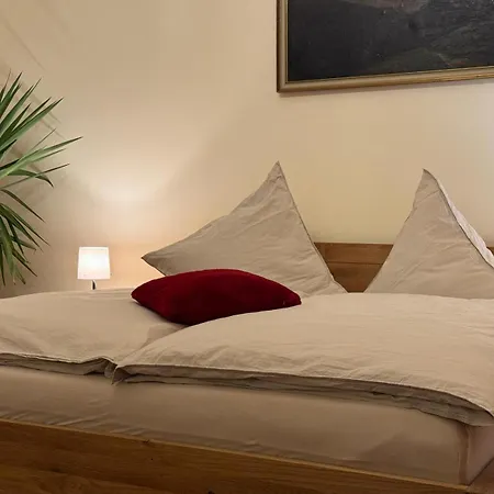 Charmante Altbauwohnung * Rhodt unter Rietburg
